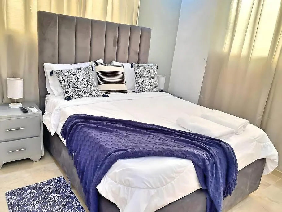 Apto 3 Habitaciones Zona Tranquila Con Parqueo Concepción de La Vega 0*,  Dominikanische Republik